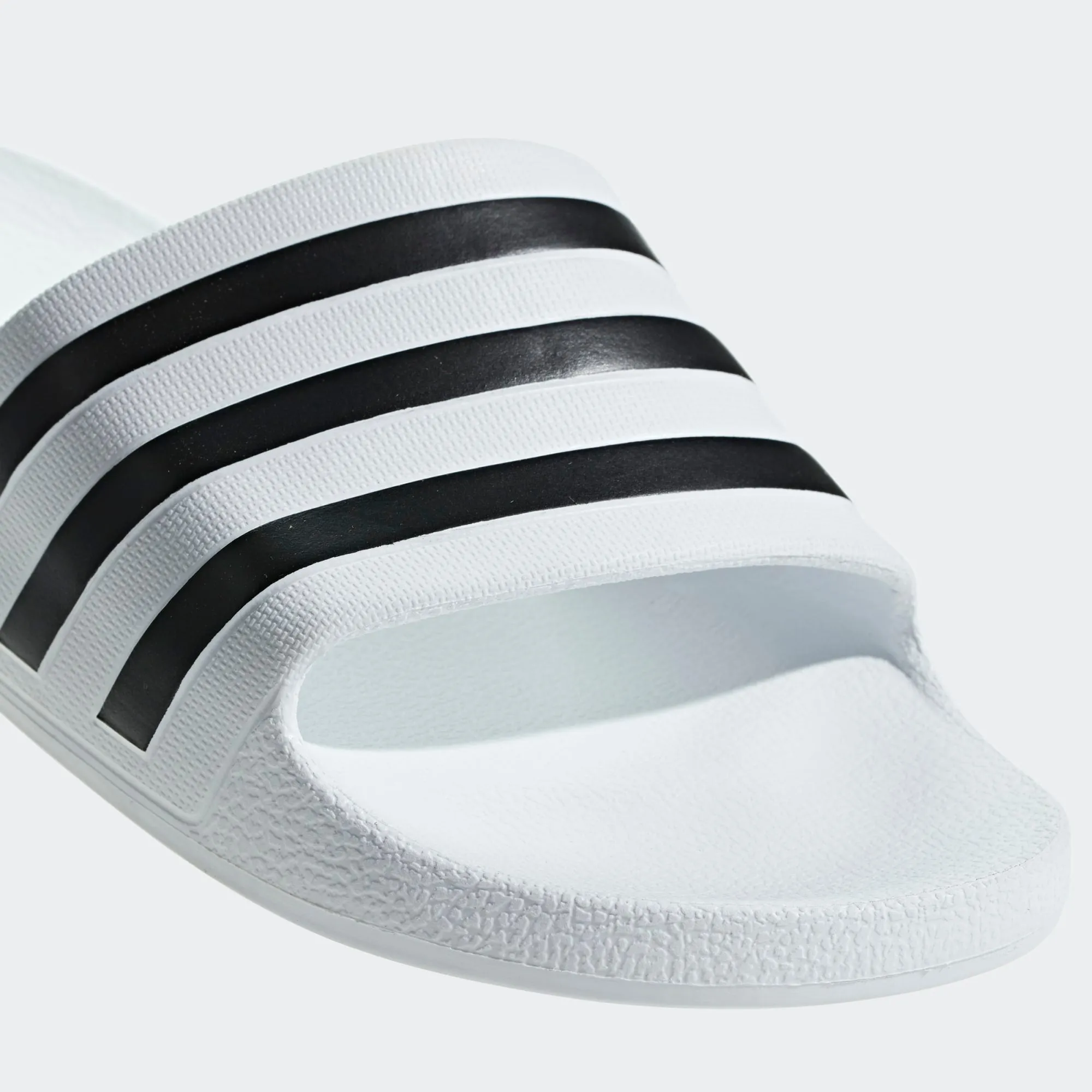 ADILETTE AQUA SLIDES Cloud White / Core Black / Cloud White-F35539