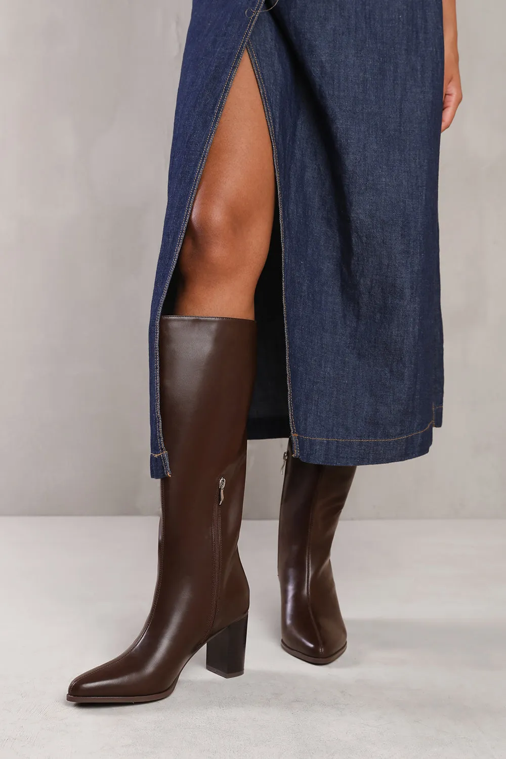 ELDER BLOCK HEEL KNEE HIGH BOOTS WITH SIDE ZIP IN DARK BROWN FAUX LEATHER