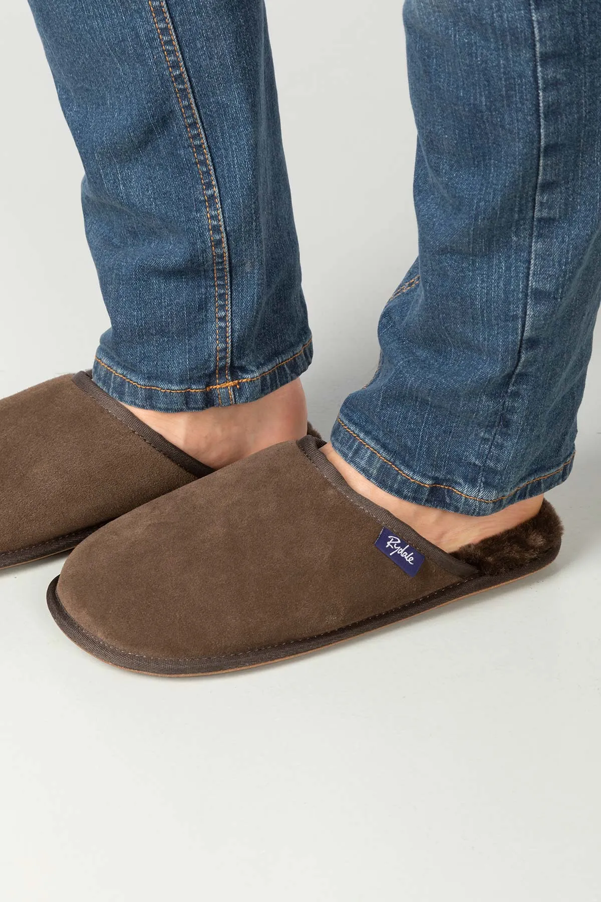 Men's Suede Slippers - Skipsea