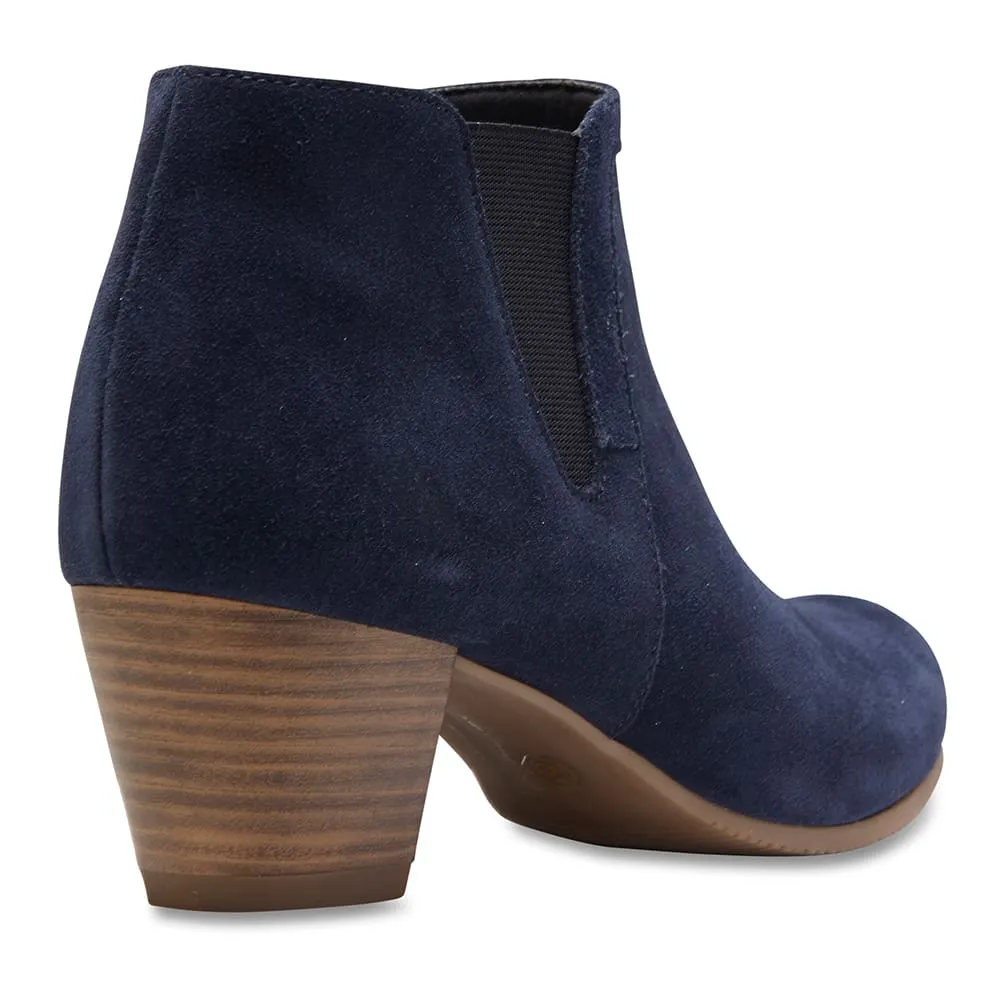 Tasman Boot in Navy Suede