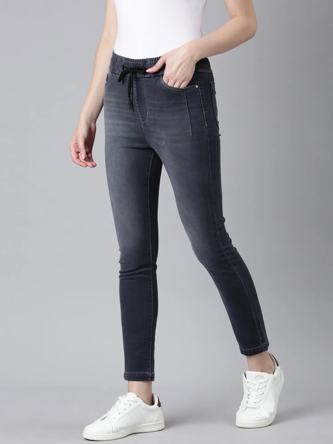 Women Grey Solid Jogger Denim Jeans