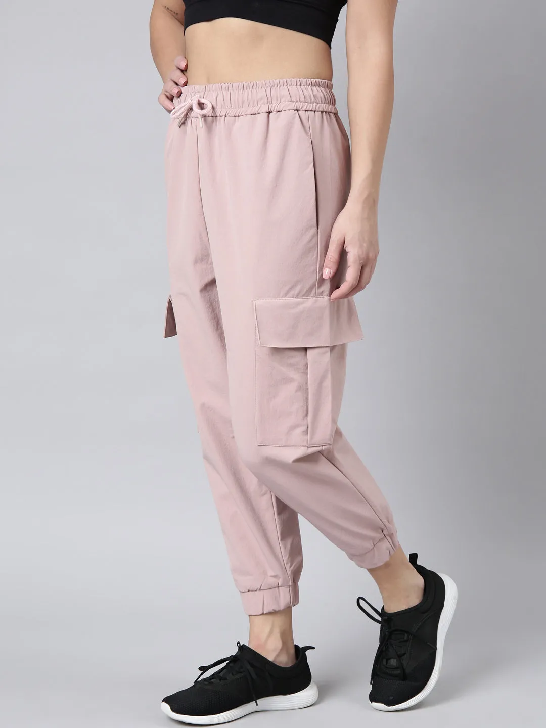 Women Solid Slim Fit Peach Joggers Track Pant