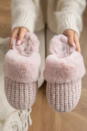 WOMENS KNITTED LIGHT PINK SNUG FAUX FUR SLIPPERS